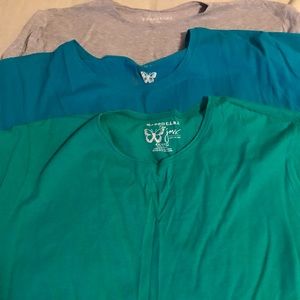 3 Women plus size tee shirts